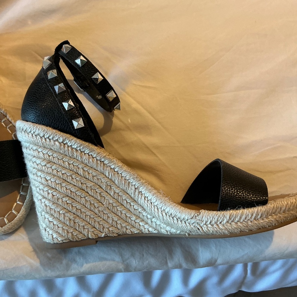 STEVEN by Steve Madden Peni Wedge Sandal - Picture 11 of 12